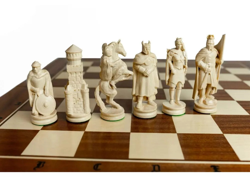 Šachmatai Knight 645x323x80mm, karalius 125mm