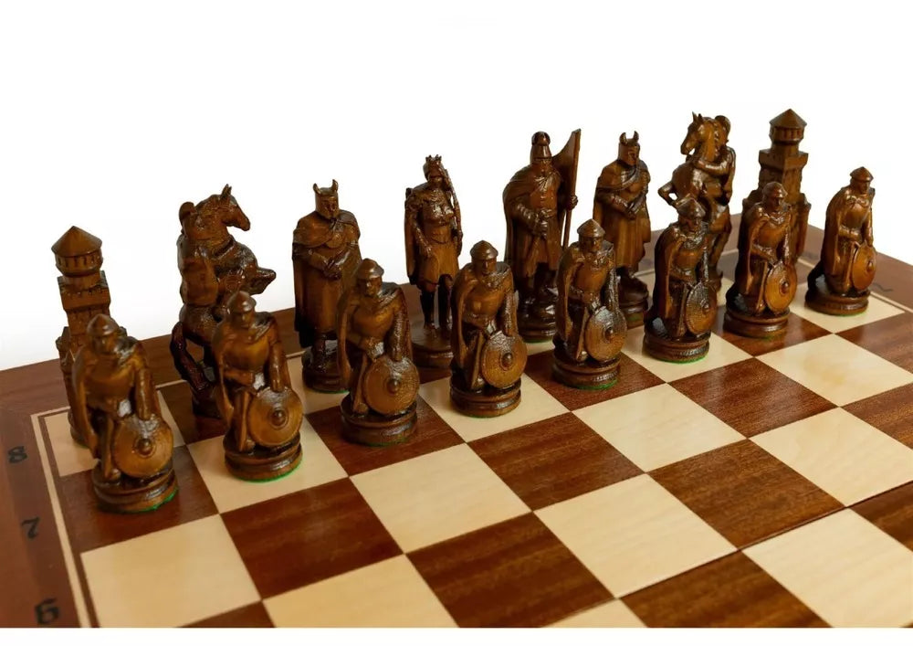 Šachmatai Knight 645x323x80mm, karalius 125mm